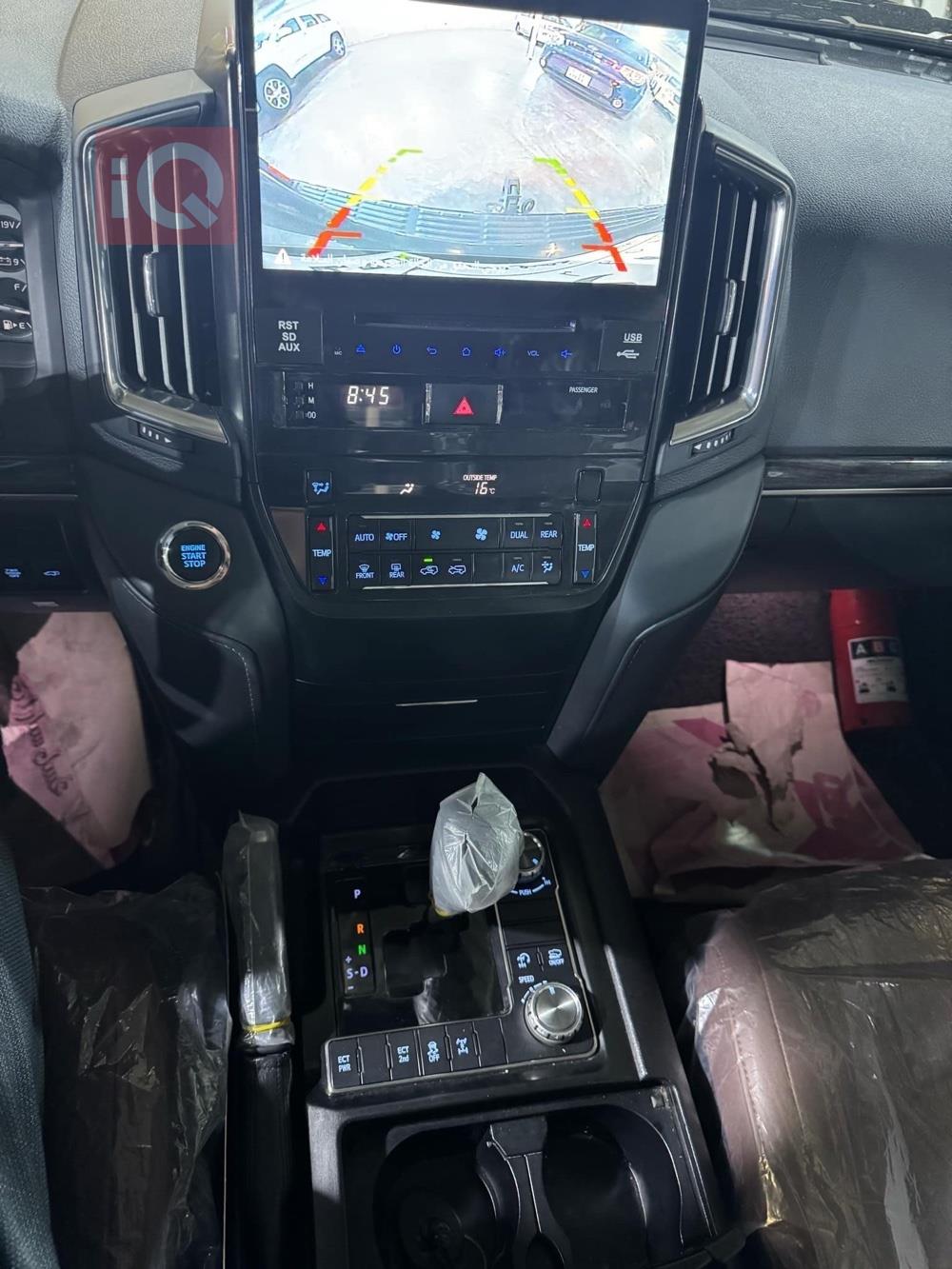 تويوتا لاندكروزر